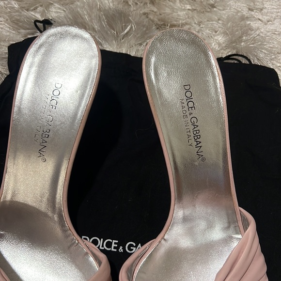 DOLCE $ GABBANA pink bow heels - Picture 2 of 5